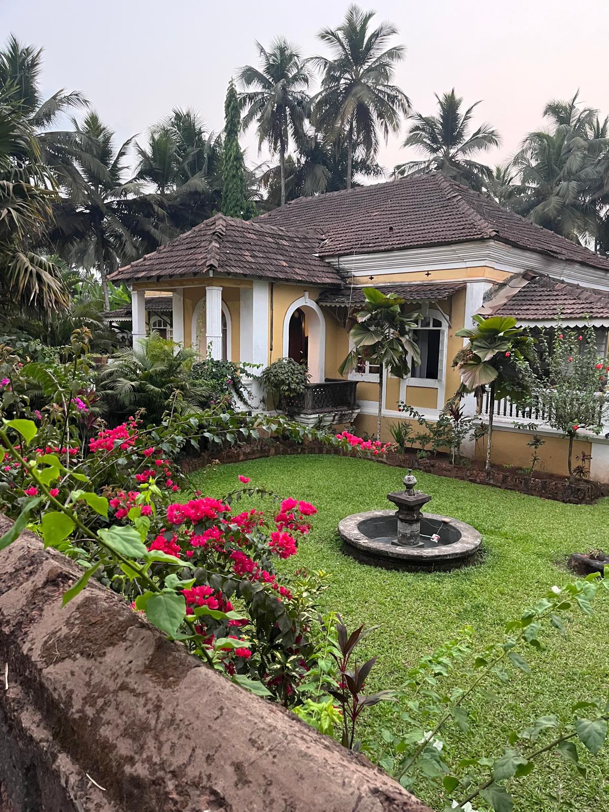 Chamil Guest House surrounded by tropical gardens